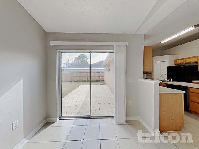 Photo - 9312 Thunderbolt Dr