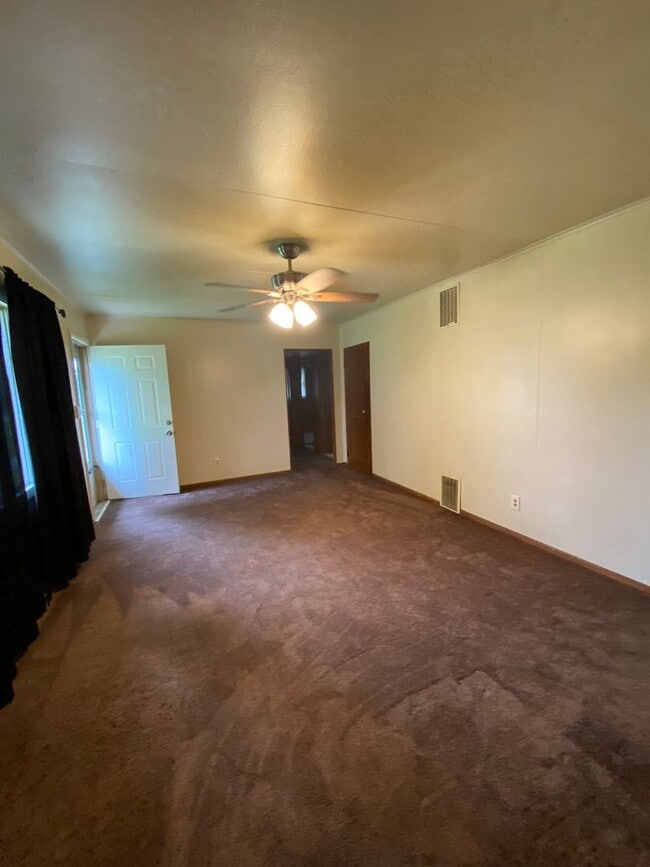 Photo - 3144 Astor Ave