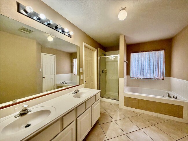 Photo - 21306 Walden Grove Ln