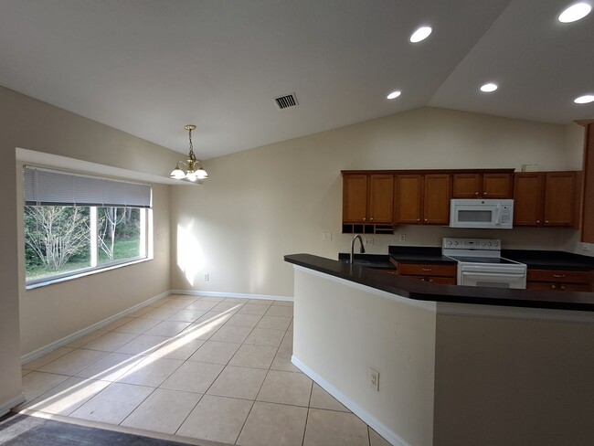 Photo - 135 Greenbriar Blvd