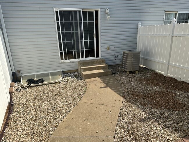 Photo - 5503 SW Chapella St