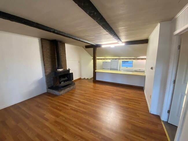 Photo - Chestnut Grove Village 11