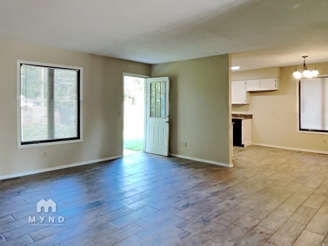 Photo - 2055 S Ferguson Ave