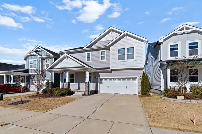 Photo - **Beautiful Wendell Home 3/2.5 W/ Fenced in Yard**