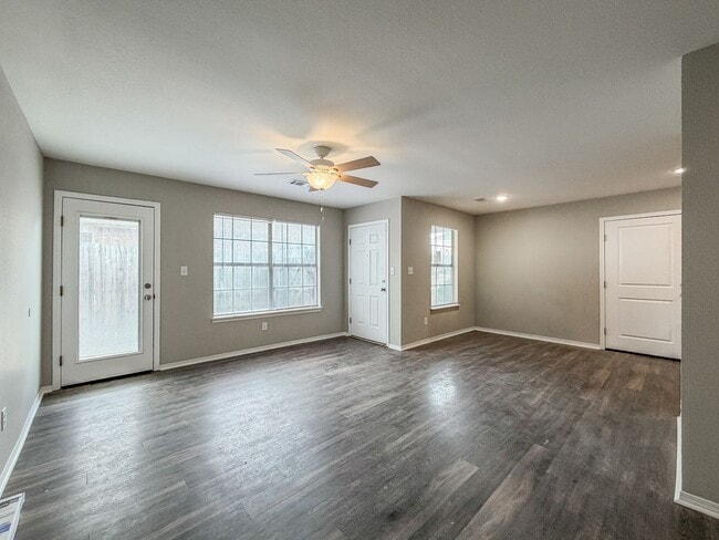 Photo - 1203 Quebec Dr Unit 1203