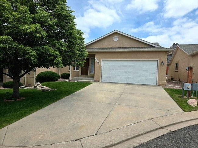 Photo - Beautifully Remodeled 2 Bed, 2 Bath, Single level Townhome, 2 car garage.