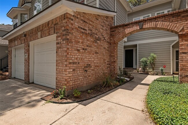 Photo - 107 S Spiral Vine Cir