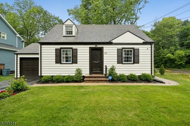 Photo - 24 Iris Rd