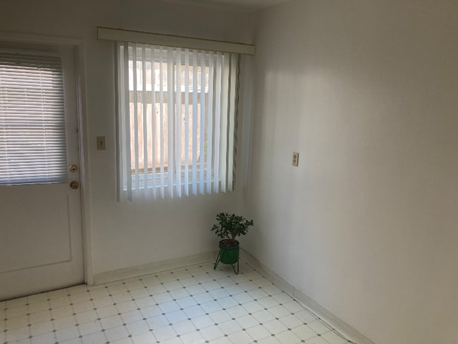 Photo - 4423-4429 Hamilton St Unit 4423