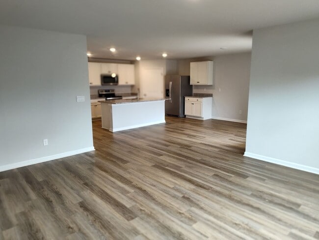 Photo - 1514 HERTIAGE CIRCLE SE CULLMAN AL 35055