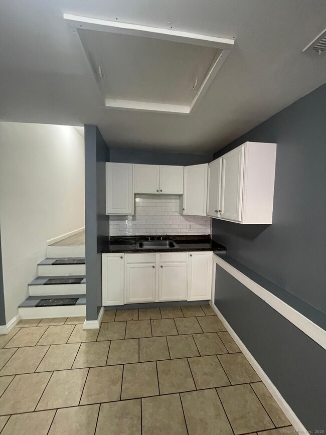 Photo - 246 Newhall St Unit 1