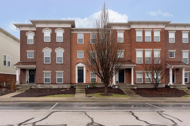 3 Bedroom Townhome in Zionsville Schools - 3 Bedroom Townhome in Zionsville Schools