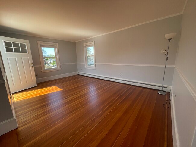 Photo - 2924 Pawtucket Ave Apartments Unit 2