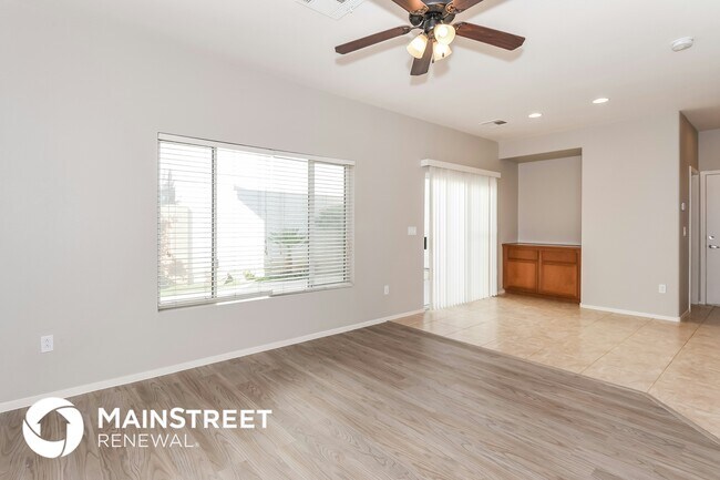 Photo - 6251 Blushing Willow St