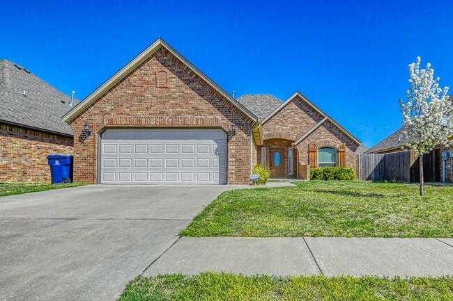 Photo - Beautiful home in Williamson Farms!