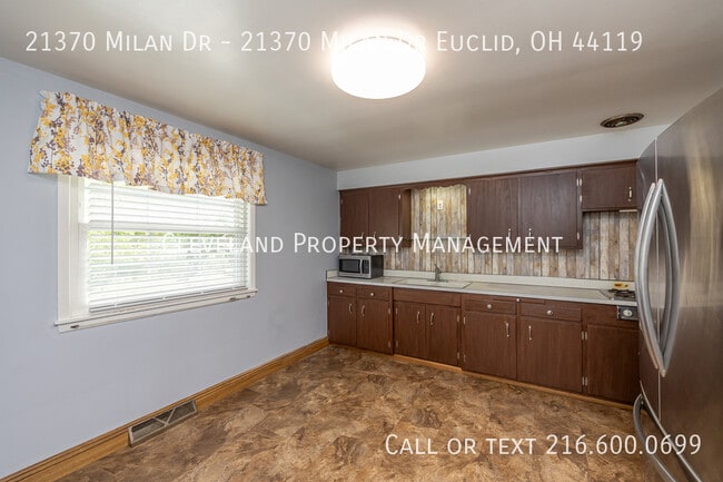 Photo - 21370 Milan Dr Unit 21370 Milan Dr Euclid, OH 44119
