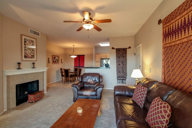 Photo - 1500 E Pusch Wilderness Dr