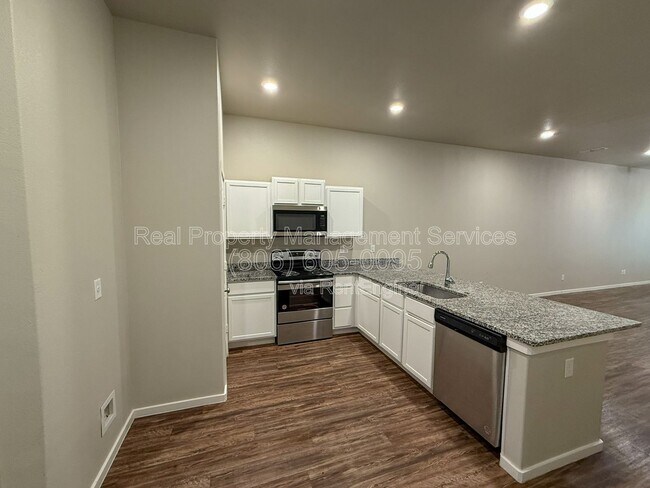 Photo - 2101 Kokomo Ave