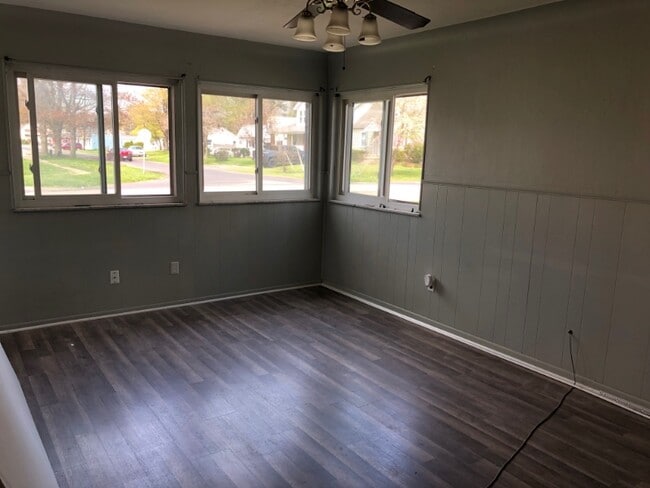 Photo - 5133 Wissman Rd