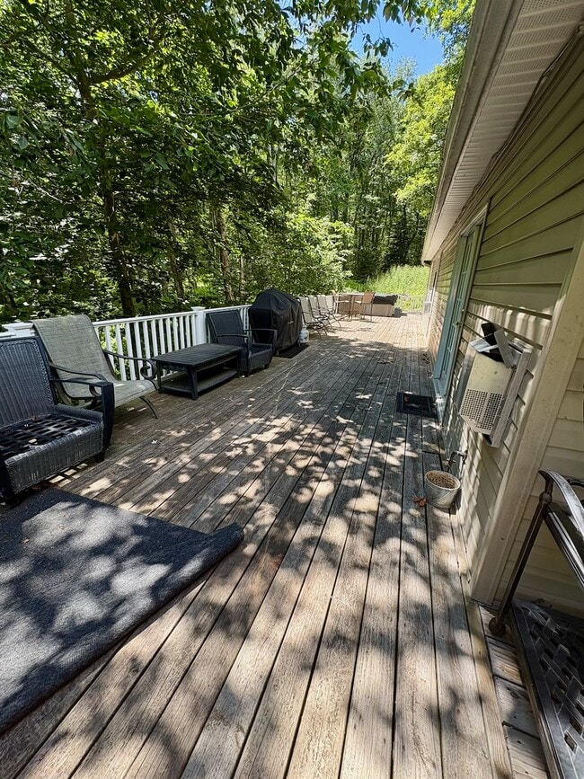 Photo - 1219 Chipmunk Ln