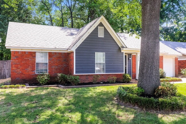 Photo - 5930 Garden Ridge Dr
