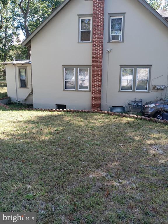 Photo - 11 W Cloverdale Ave