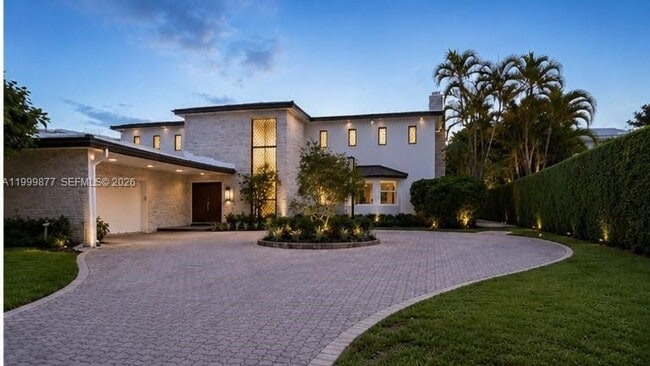 Building Photo - 4403 Palm Ln