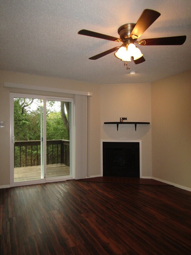 Photo - 812 Ramble Ln Unit 1