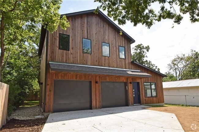 Building Photo - 5405 Sunshine Dr Rental