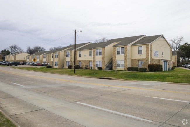 Photo - Willow Wood Apartments