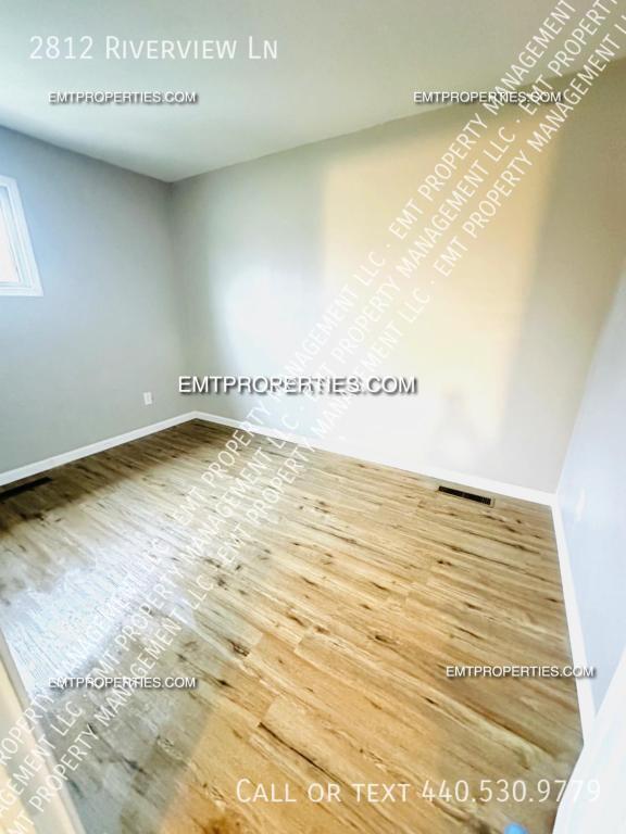 Photo - 2812 Riverview Ln