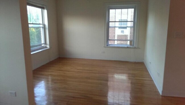 2000 W Foster Ave, Unidad 2010-1D, Chicago, IL 60625 - 2002 W Foster Ave Unidad 2010-1D,