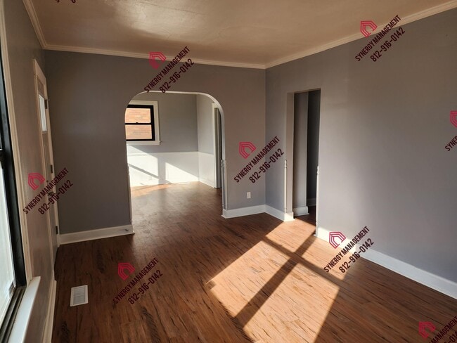 Photo - 915 N Harlan Ave