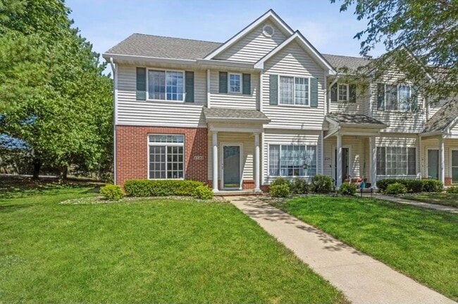 Photo - 2132 Ridgeview Cir Townhome