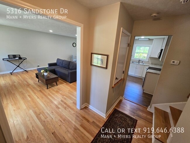 Photo - 5316 Sandstone Dr