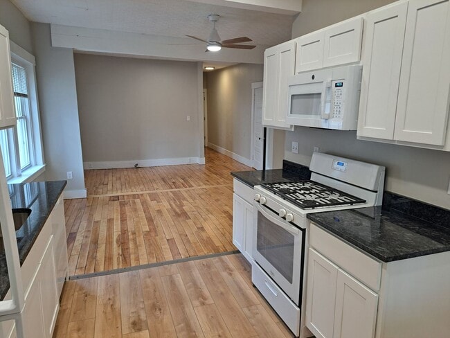Photo - 77 Union St