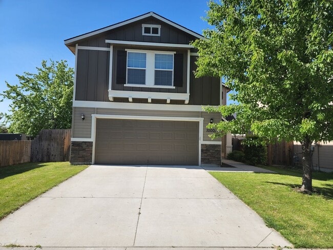Building Photo - Beautiful 3 bedroom, 2.5 bathroom home with loft in West Boise. Great floor plan that has everyt...