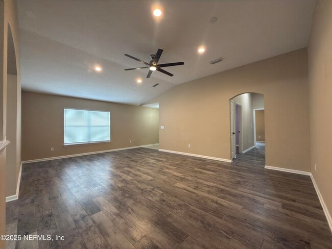 Photo - 2472 Willowbend Dr