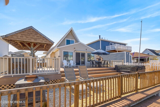 Photo - 13 Clearwater Way