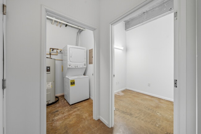 Photo - Teweles Seed Tower Apartments