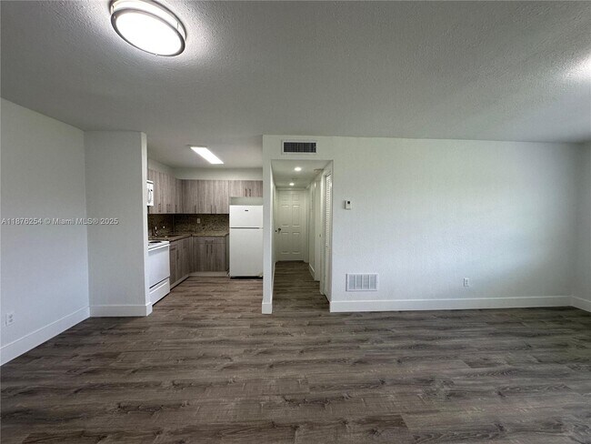 Photo - 2843 Fillmore St Unit 207
