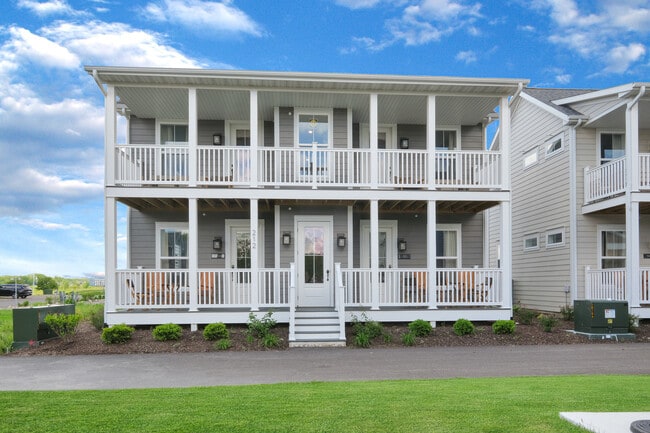 Building Photo - 212 Great Loop E Dr Unit 2A