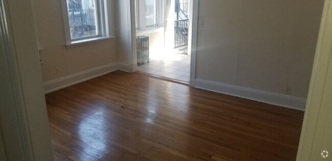 Building Photo - Huge 1 Bed in Brighton available now with ... Rental