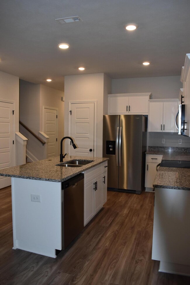 Photo - 4099 Taylor Pond Rd
