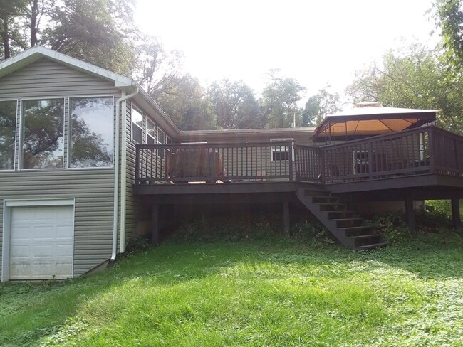 Photo - Enjoy this 2 bedroom Dillsburg County home