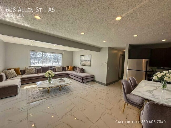Photo - 608 Allen St Unit A5