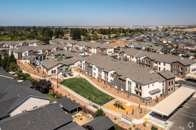 Building Photo - EATON RANCH APARTMENTS