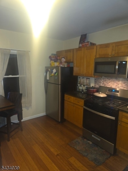 Photo - 426 Tompkins St