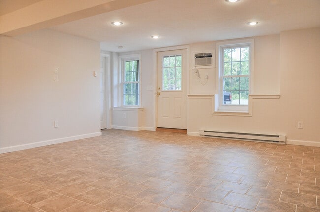 Photo - 152 Main St Unit 11