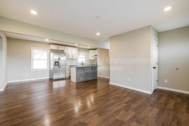 Photo - 5362 Montezuma Dr